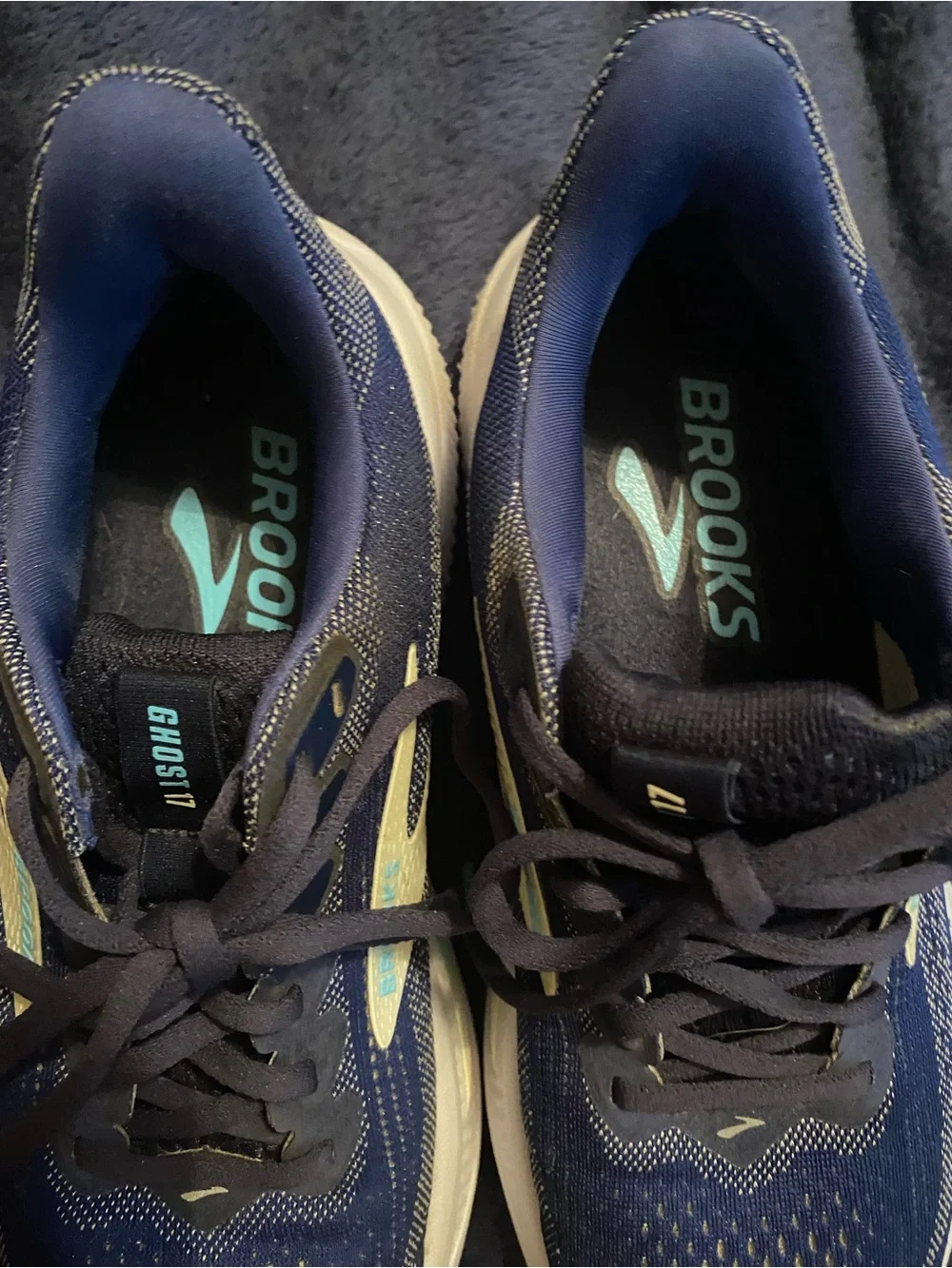 Brooks Women’s Ghost 17 sz 8.5
